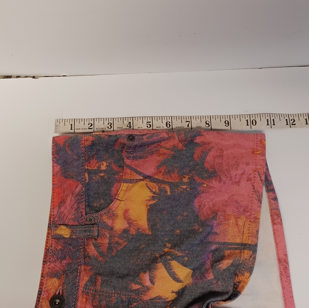 Arizona Shorts - Comfortable! beach, palm trees, sunset theme size 8 - Picture 4 of 5